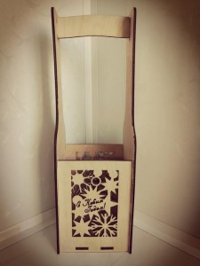Сувенирная коробочка для бутылок